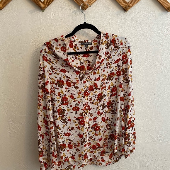 Floral Blouse - Picture 2 of 3